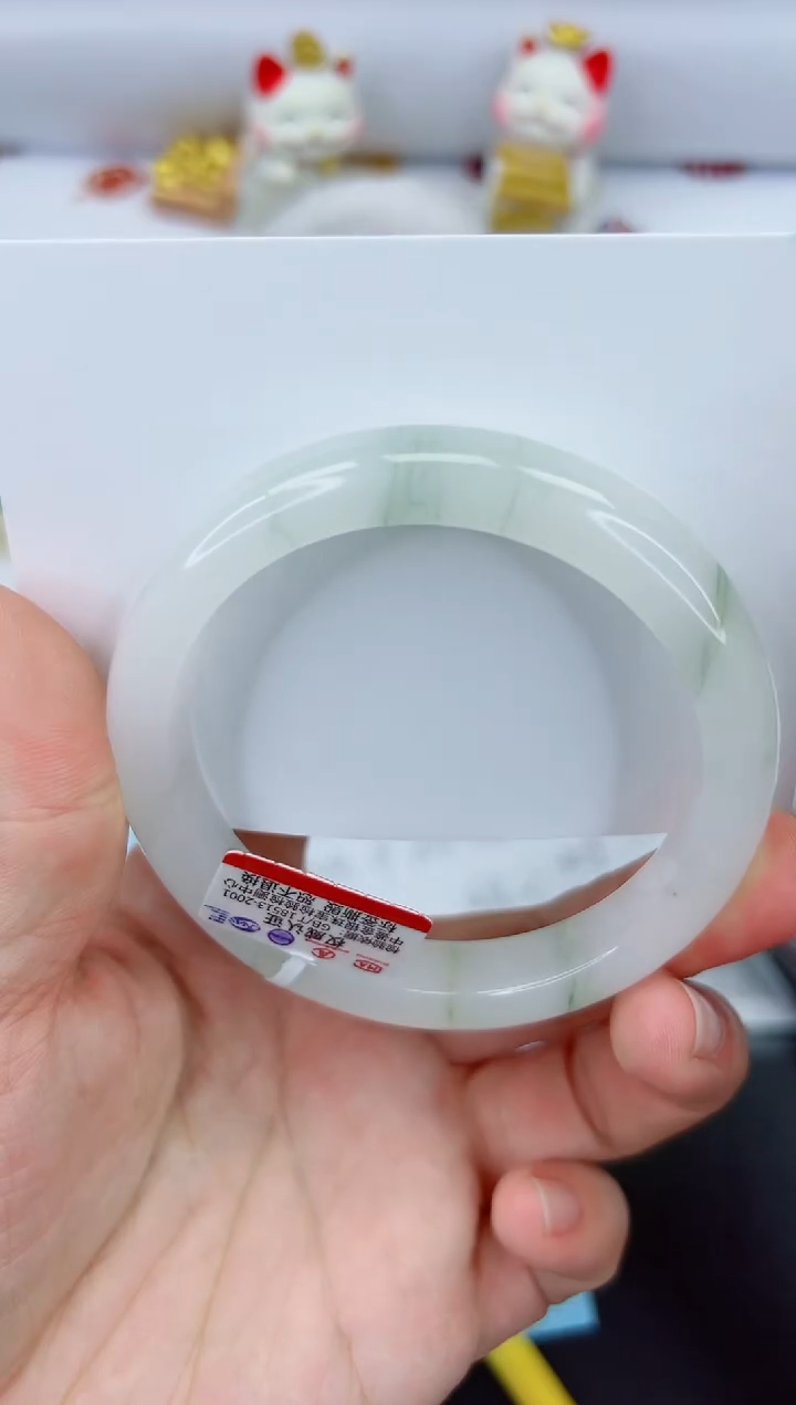 【闪购商品】石英质玉手镯未镶嵌2373-58.5