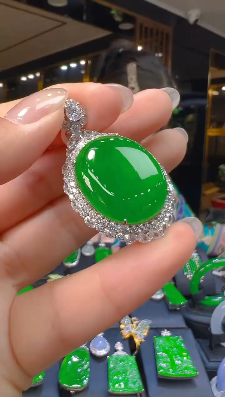 吊坠(赠链)银S925镶嵌翡翠071（多样性发其一）