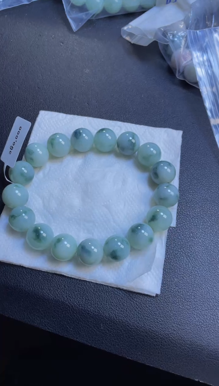 定制翡翠未镶嵌珠串13+