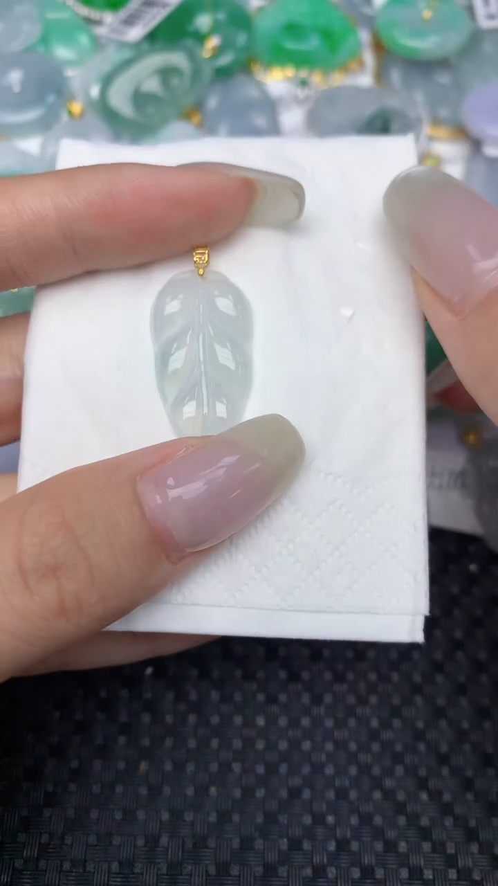 翡翠18K金镶嵌颈饰天然缅甸翡翠a货百元以上9元证书费自理