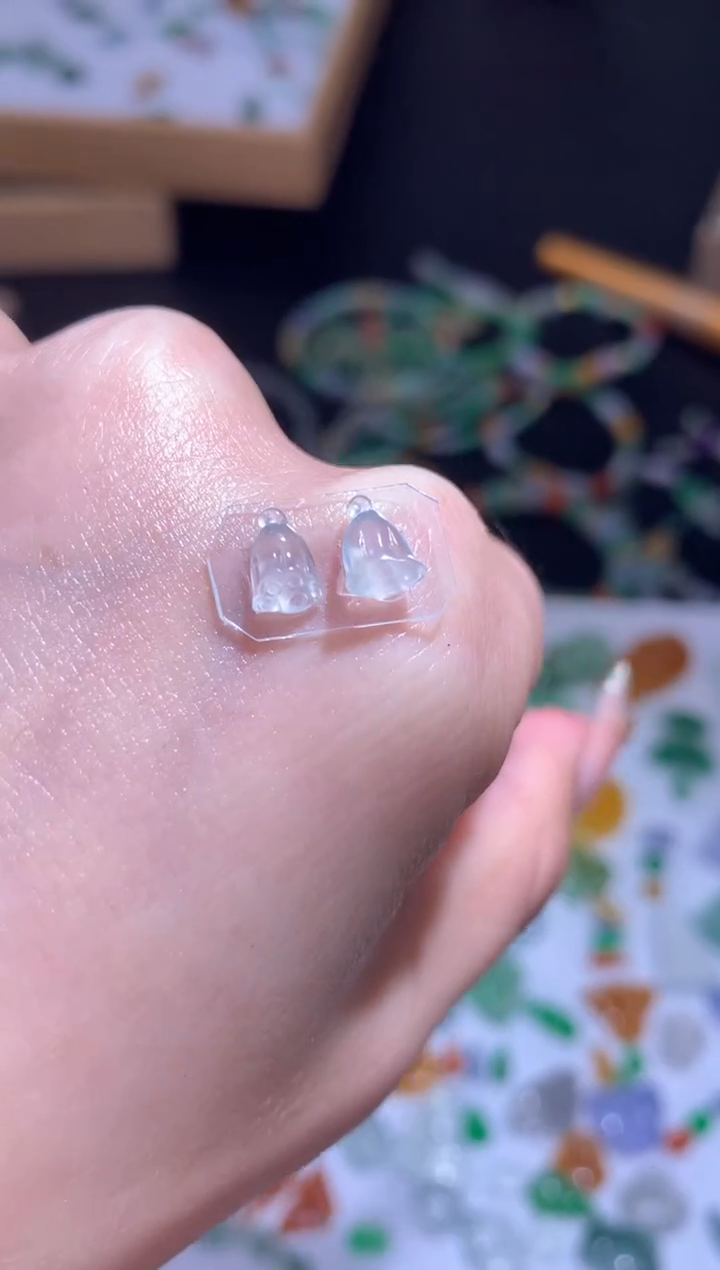 未镶嵌定制翡翠一对莲蓬