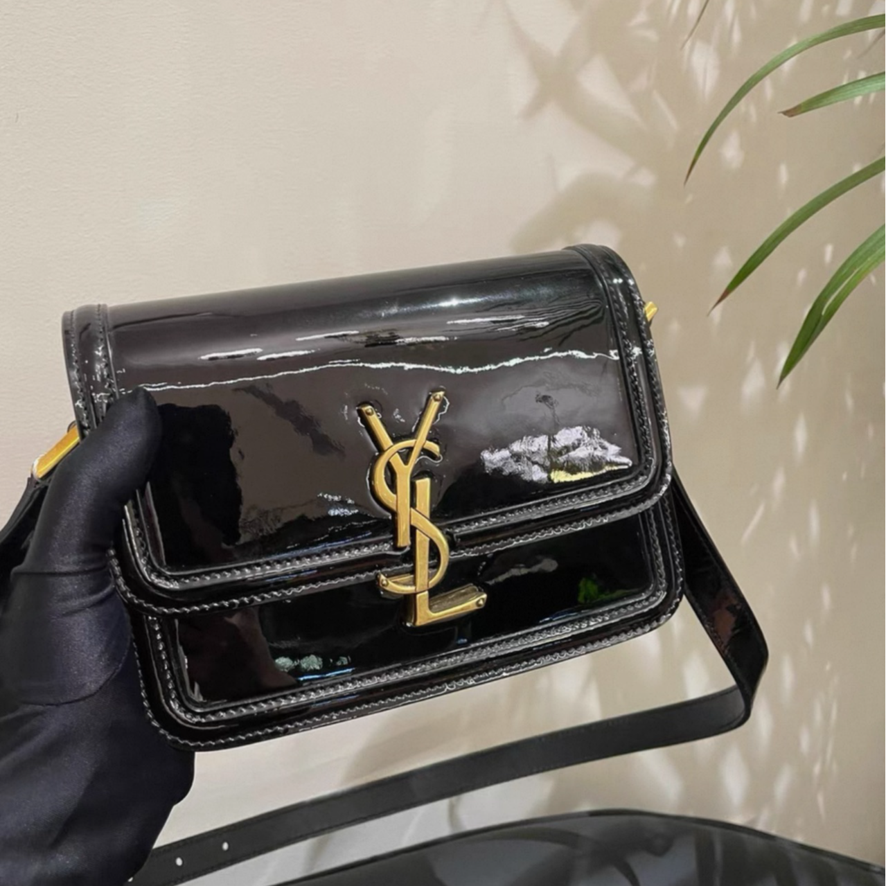 99新 YSL/圣罗兰 圣罗兰 黑色漆皮豆腐包 金扣 小号