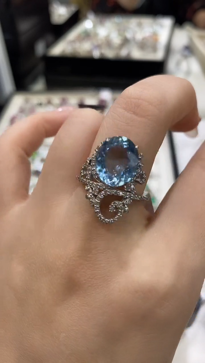 银S925镶嵌戒指定制海蓝宝石楚楚珠宝中古甄选不退换