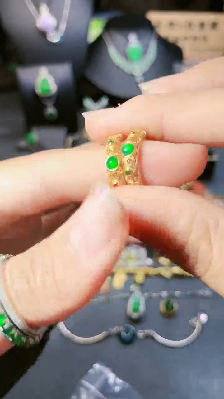 【闪购商品】翡翠耳饰银S925镶嵌耳饰