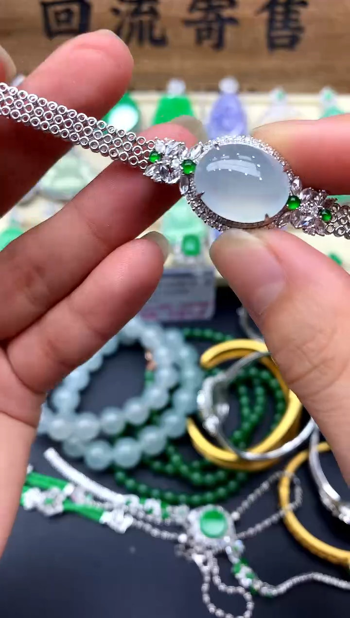 【闪购商品】翡翠手链18K金镶嵌480-中国好珍宝