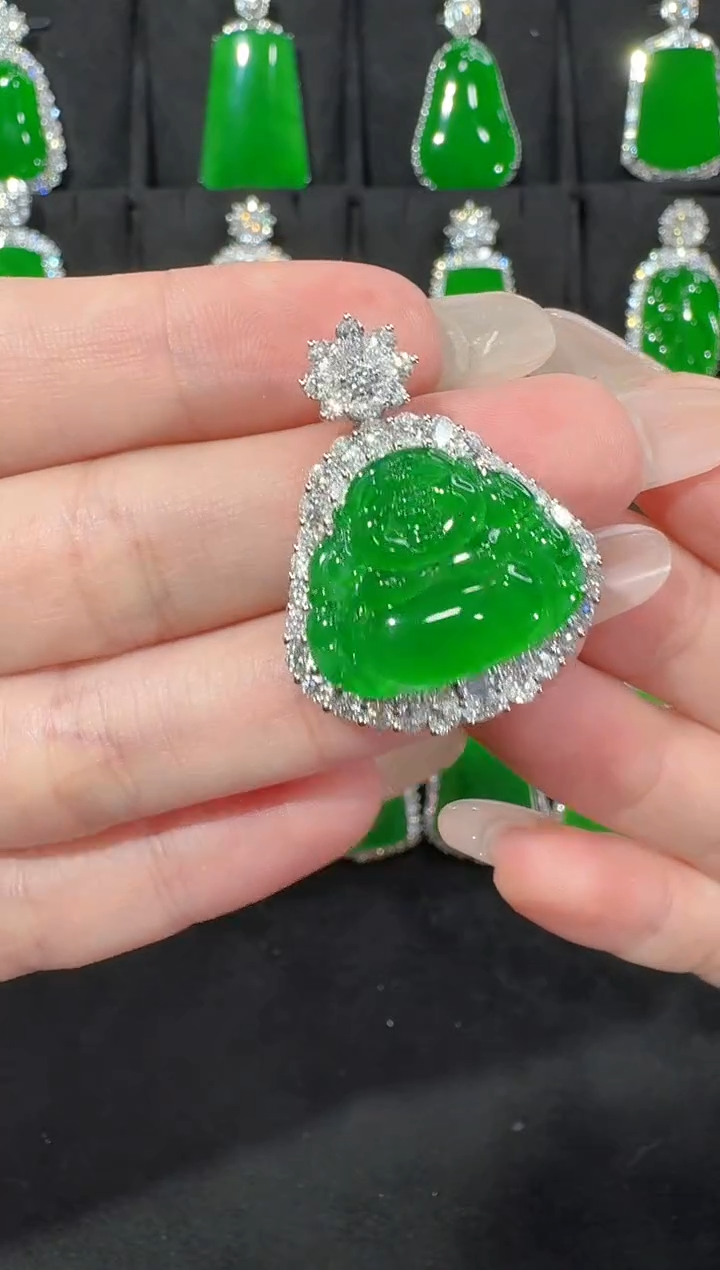 颈饰18K金镶嵌翡翠佛公天然A货翡翠72h鉴赏期