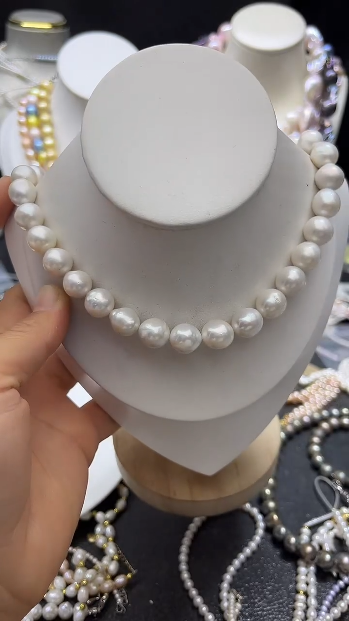 颈饰未镶嵌淡水珍珠多人
