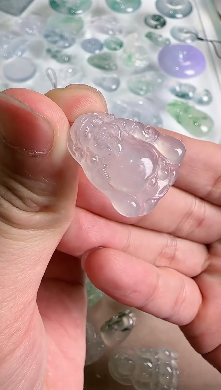 【闪购商品】翡翠吊坠(不含链)未镶嵌··