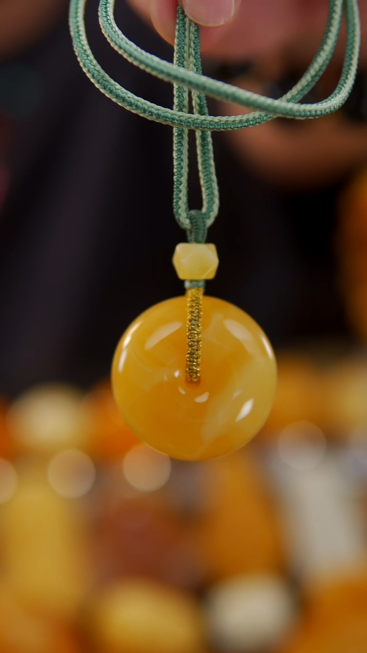 【闪购商品】蜜蜡裸石未镶嵌焦皮平安扣14.6