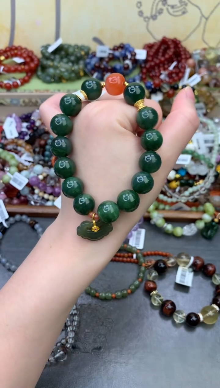 未镶嵌和田玉手饰339