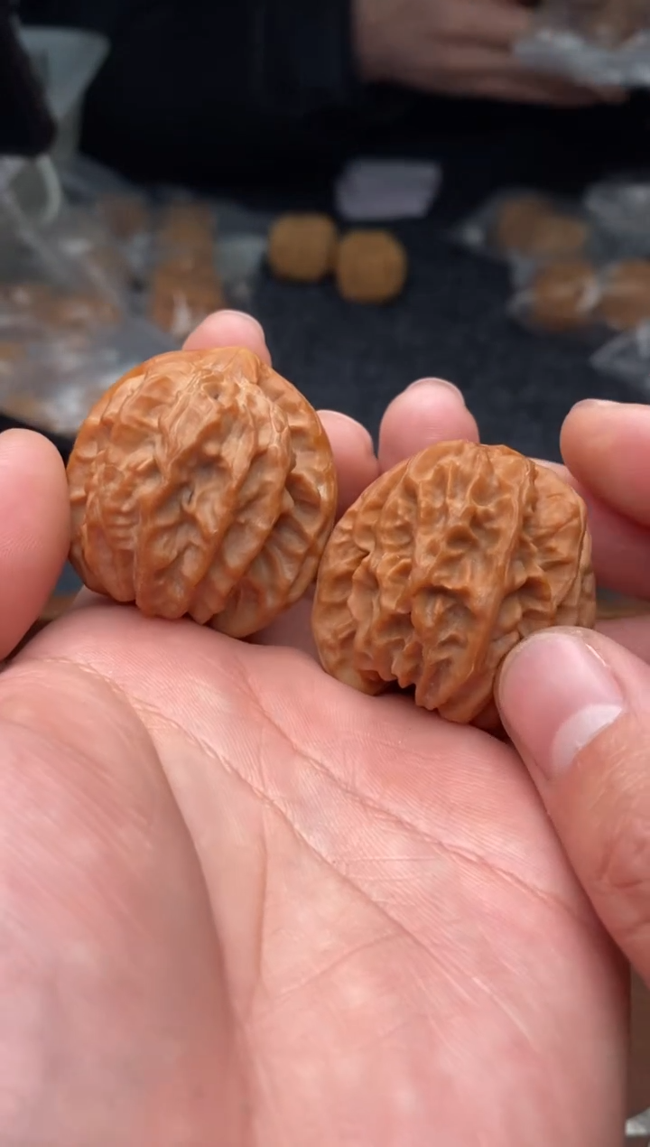 【闪购商品】文玩核桃把件G106号36尺曹大龙