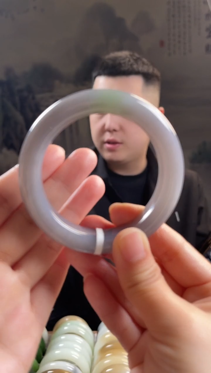 未镶嵌手镯和田玉57+圈口仅一只