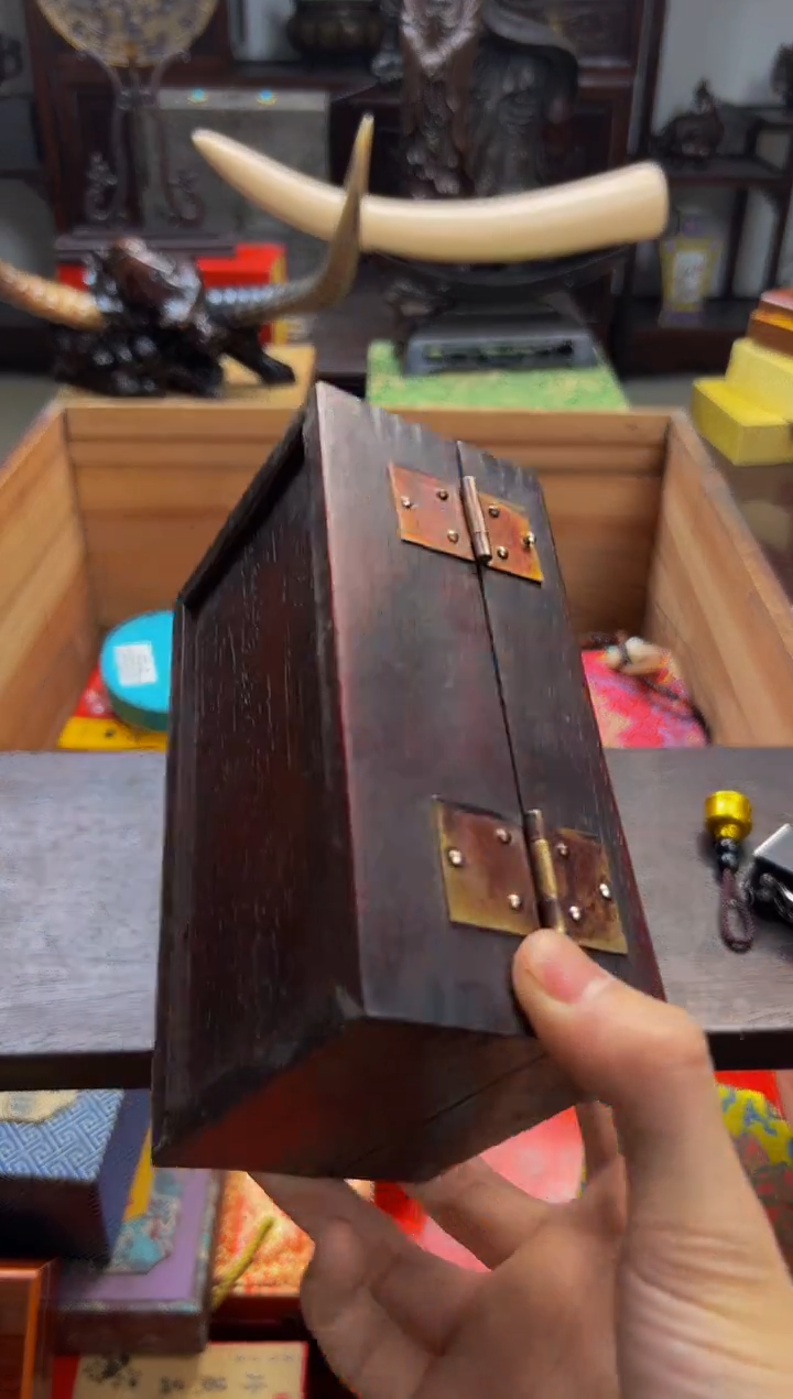 【闪购商品】木——————————————全家福