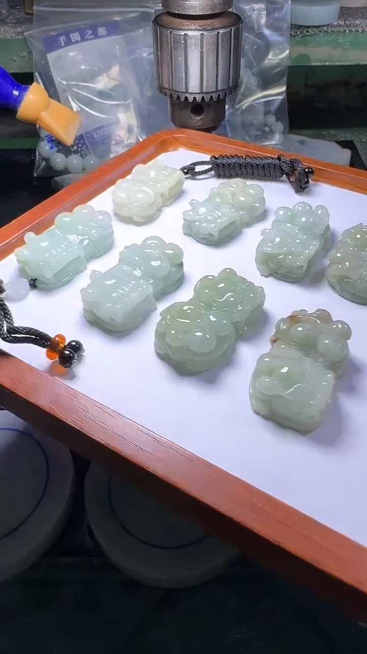 颈饰未镶嵌翡翠貔貅多样性发一件