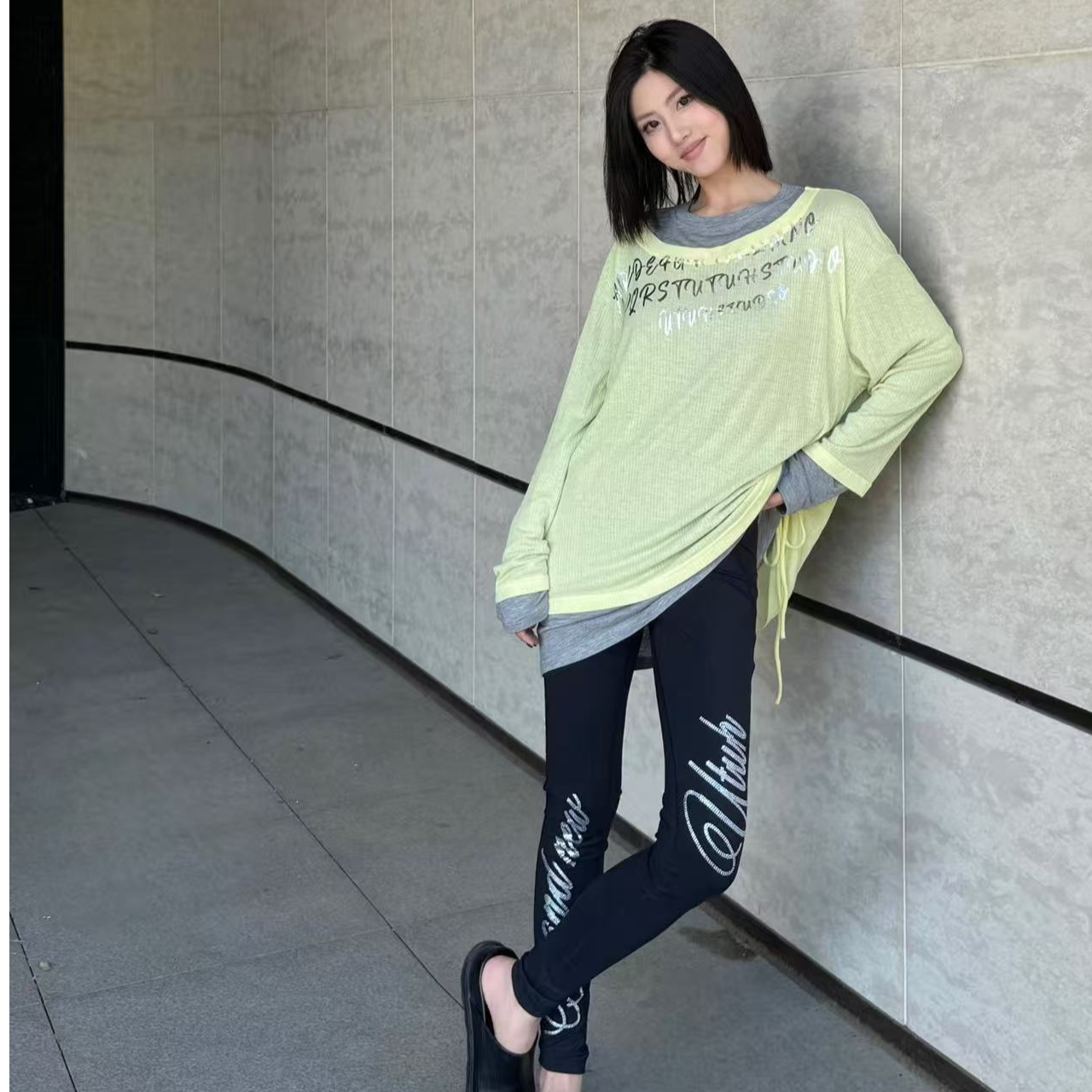 UT-休闲烫钻打底裤-TLWFW1K283.