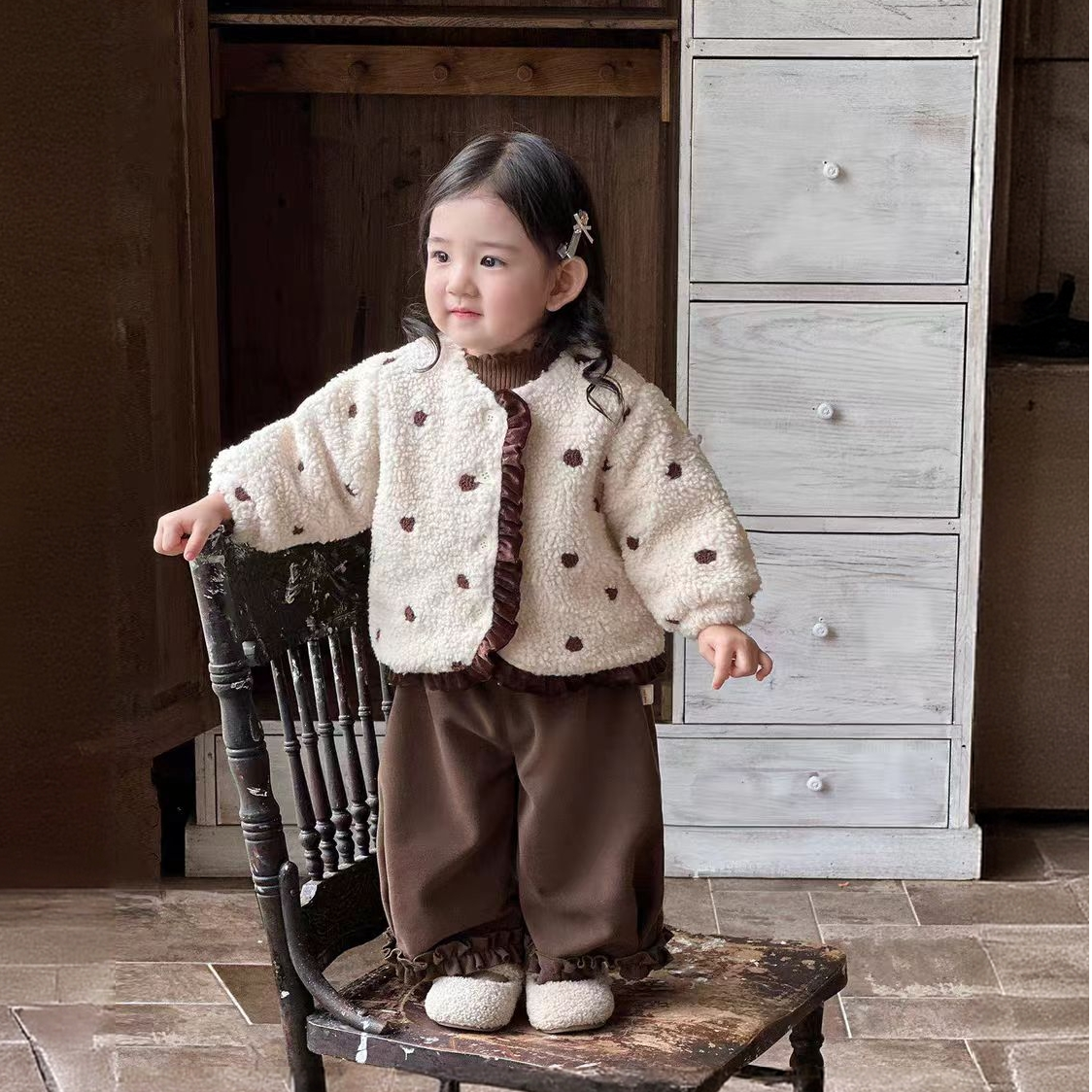 女宝秋冬衣服可爱加绒外套宝宝冬装超萌上衣裤子冬季婴儿分体套装
