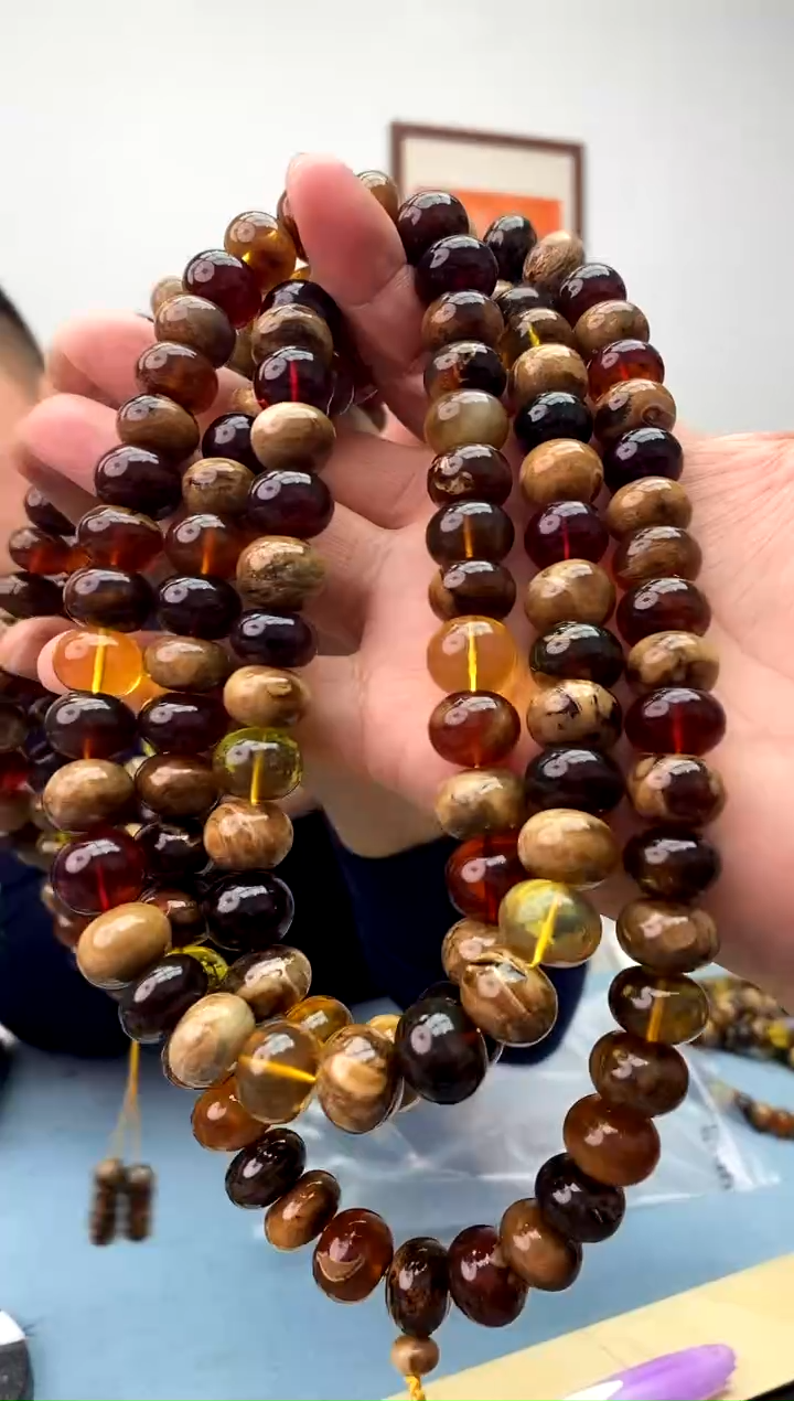 【闪购商品】琥珀珠宝奇石未镶嵌假一罚十，发一件