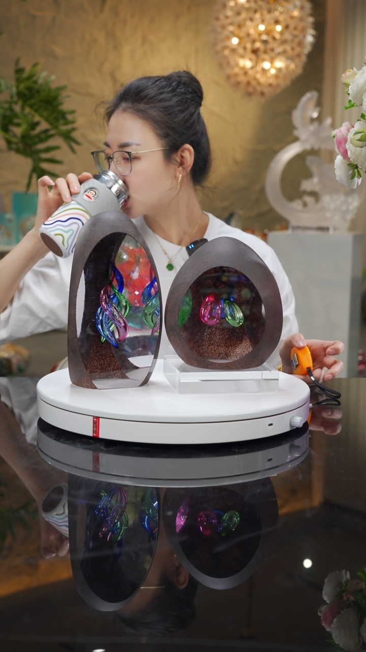 瓷片设计款摆件一对带底座一对