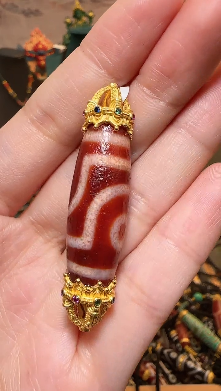 【闪购商品】玛瑙吊坠18K金镶嵌吊坠