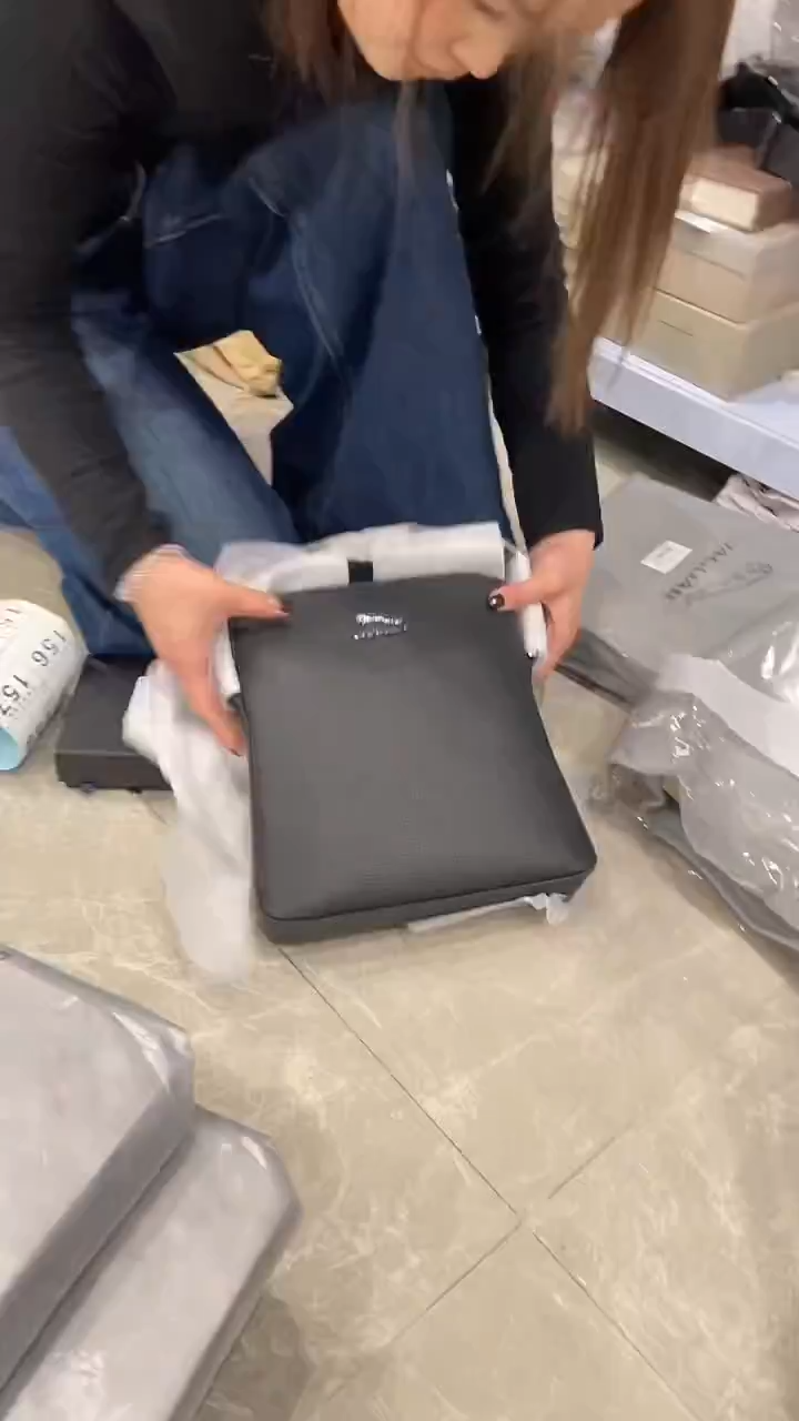 头层牛皮142品牌男包清货中（不要卡单，理性消费）