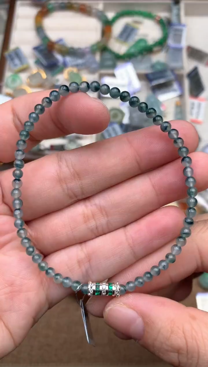 未镶嵌挂件翡翠1