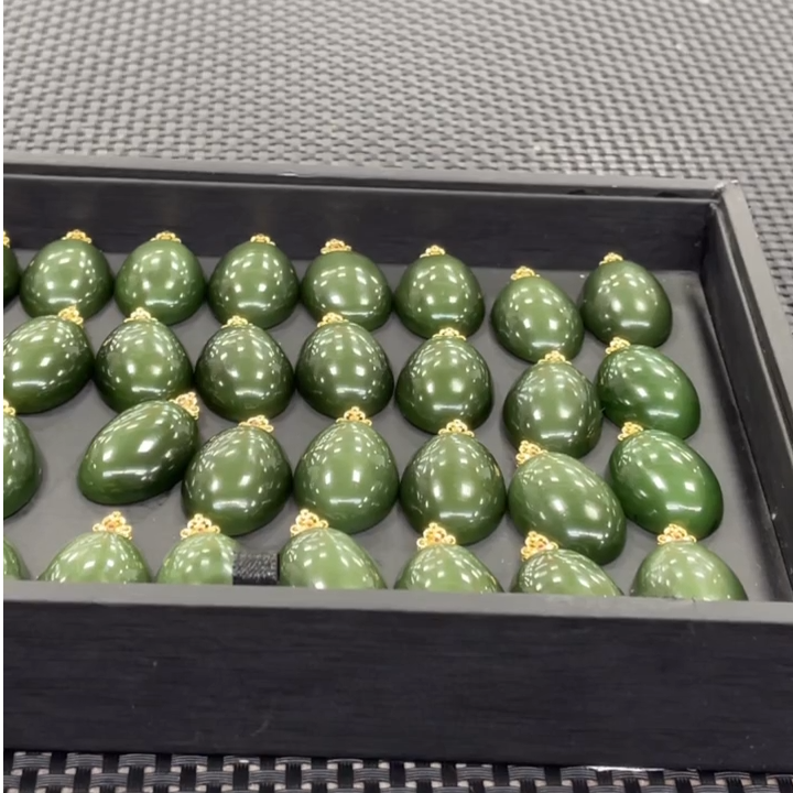 【老郑家】18K金镶和田玉蛋面吊坠 (多样性发一件不带链) 2585