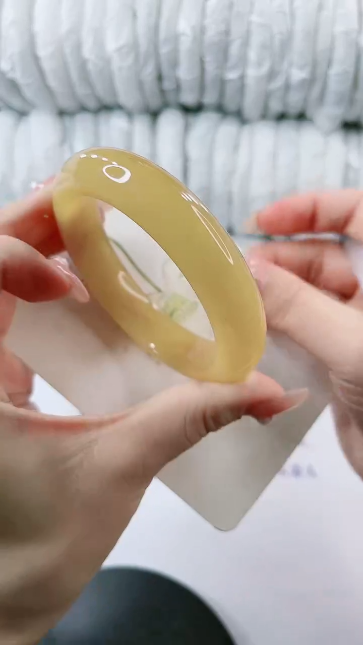 【闪购商品】石英质玉手镯未镶嵌0263280320-多样性发货