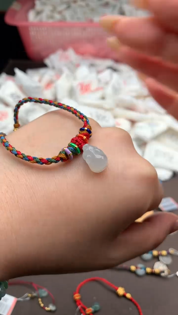 【闪购商品】翡翠手绳未镶嵌一