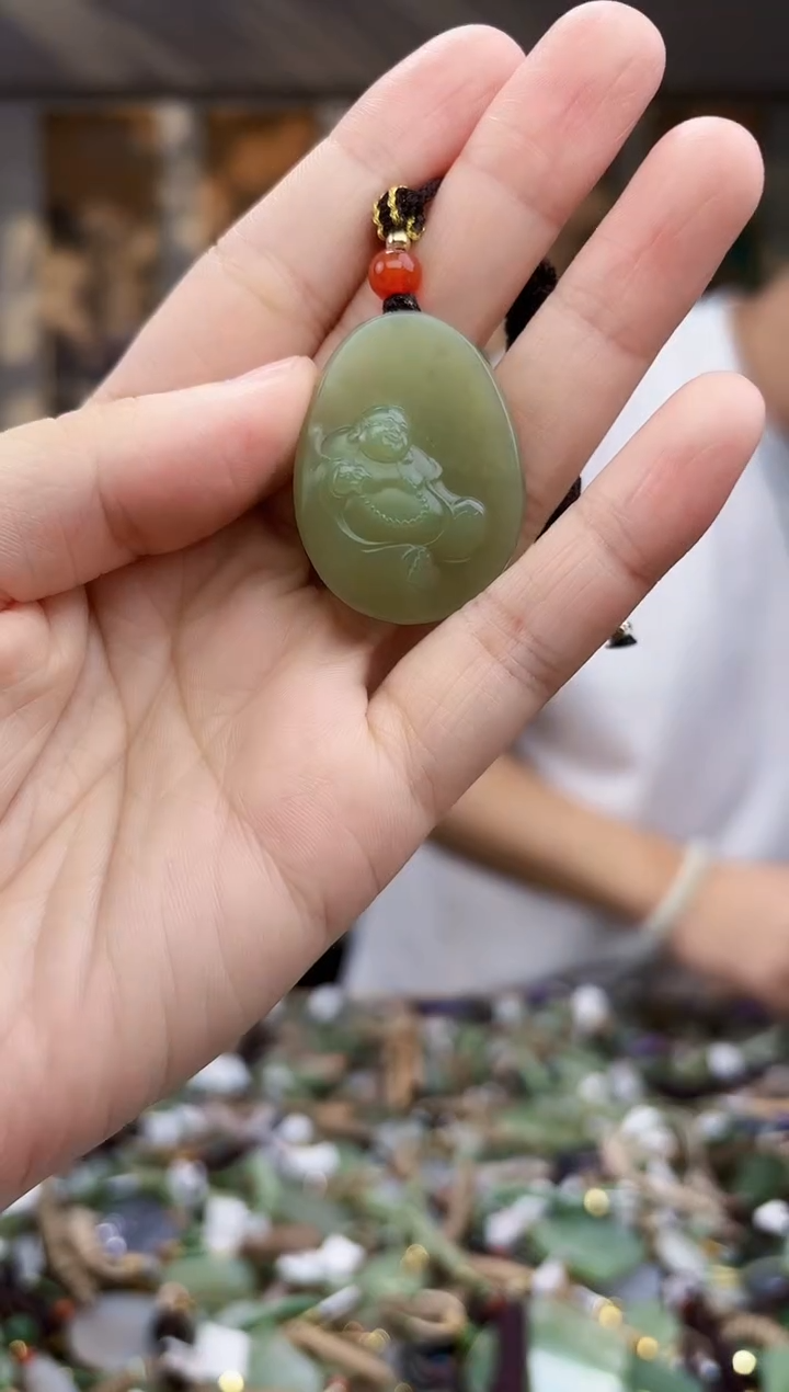 未镶嵌和田玉挂件拍一发一