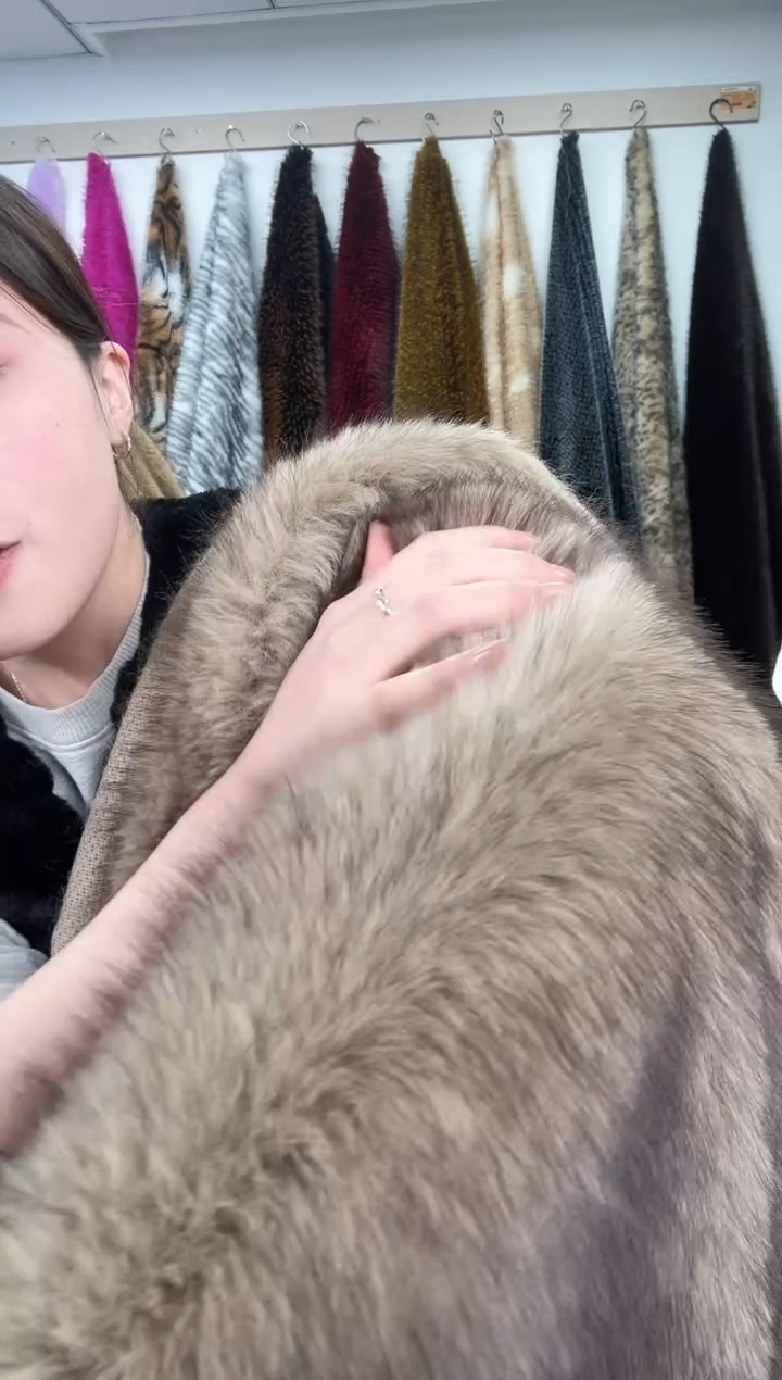 狐狸毛A102尺寸1.9*2