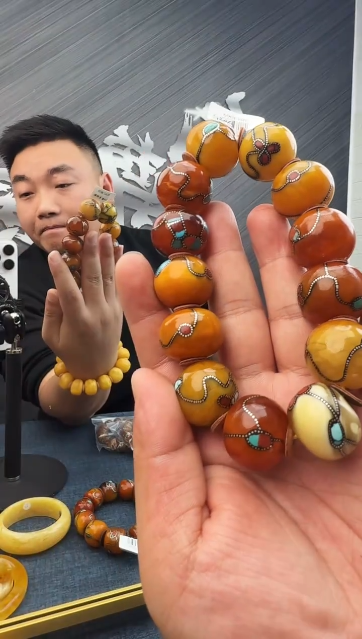 蜜蜡未镶嵌珠宝奇石假一罚十 93，23多样性发其一