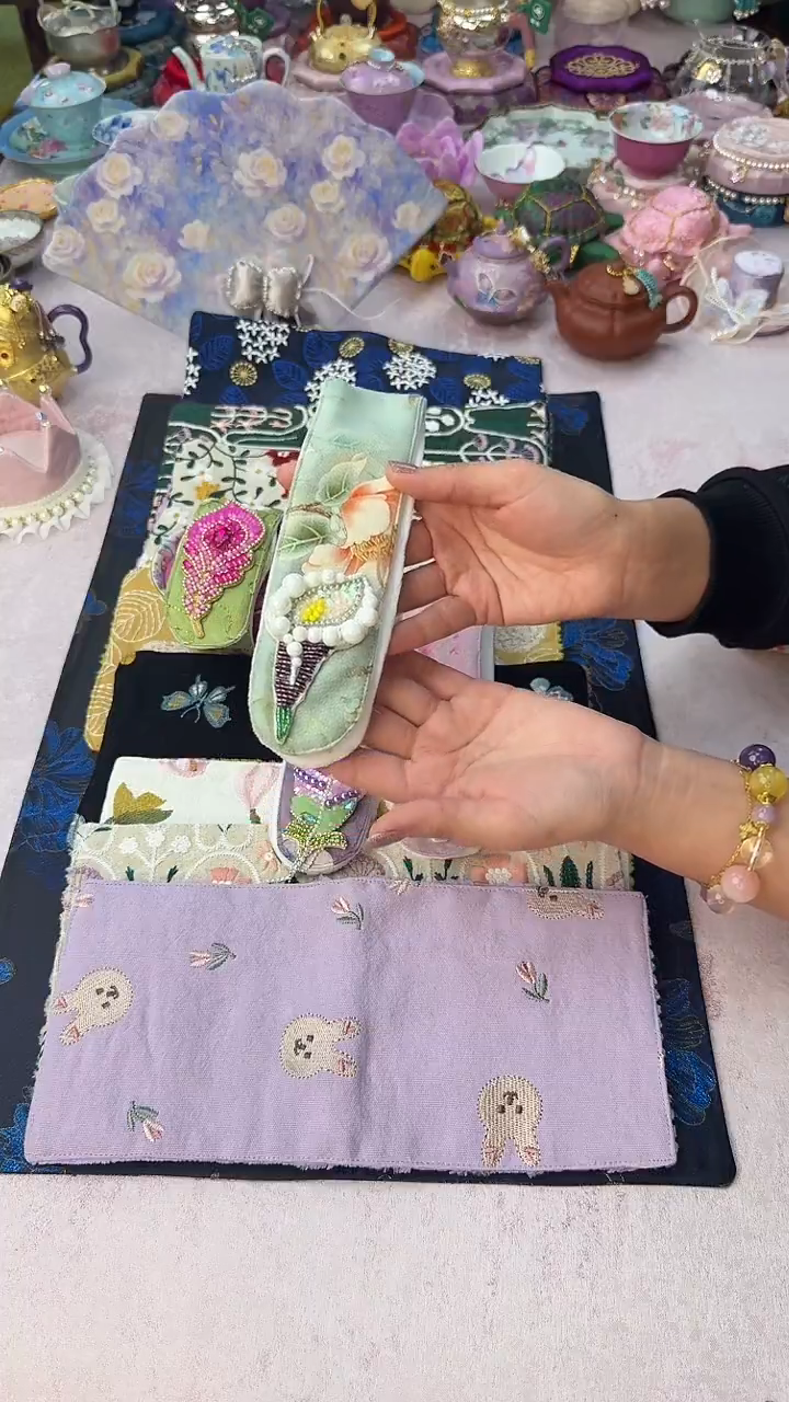 130绿色马蹄莲保护套