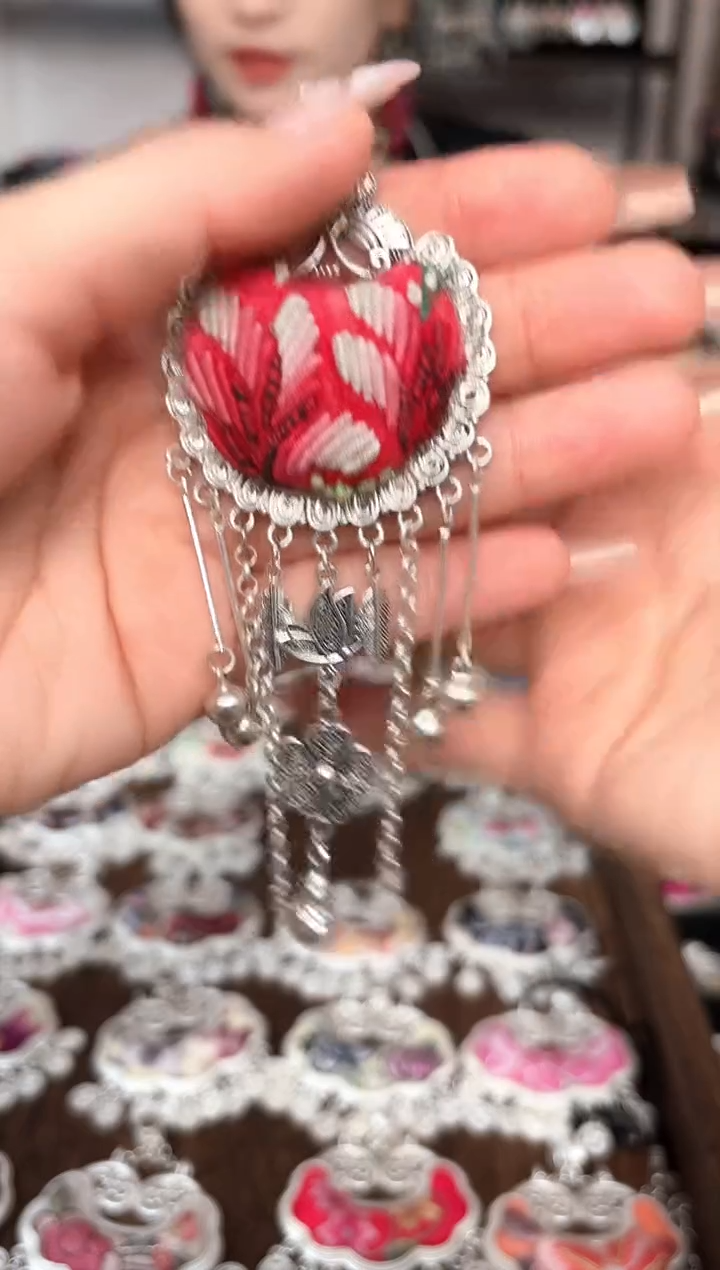 【闪购商品】织绣织绣民族风老绣日常必备耳饰323