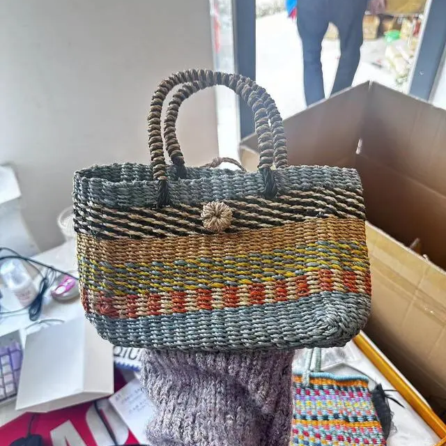 QIU LI · 夏日百搭清新彩草包 1c832