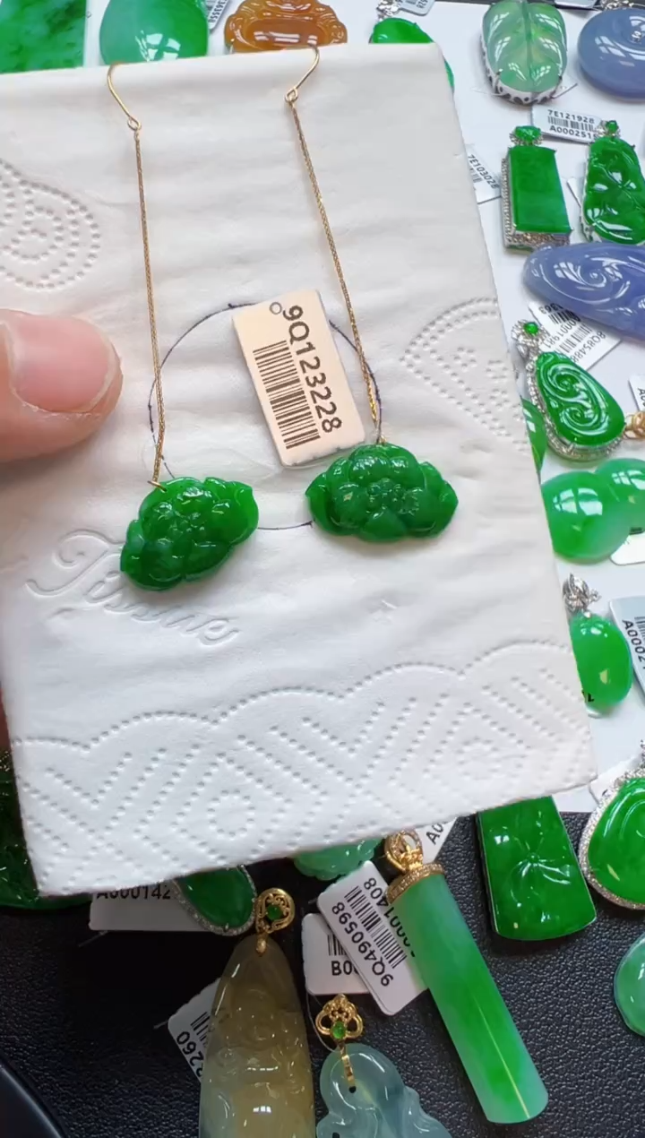 【闪购商品】定制翡翠18K金镶嵌900元