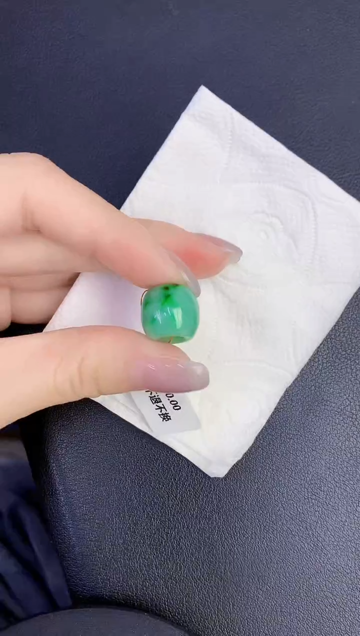 颈饰未镶嵌翡翠缅甸天然翡翠A货
