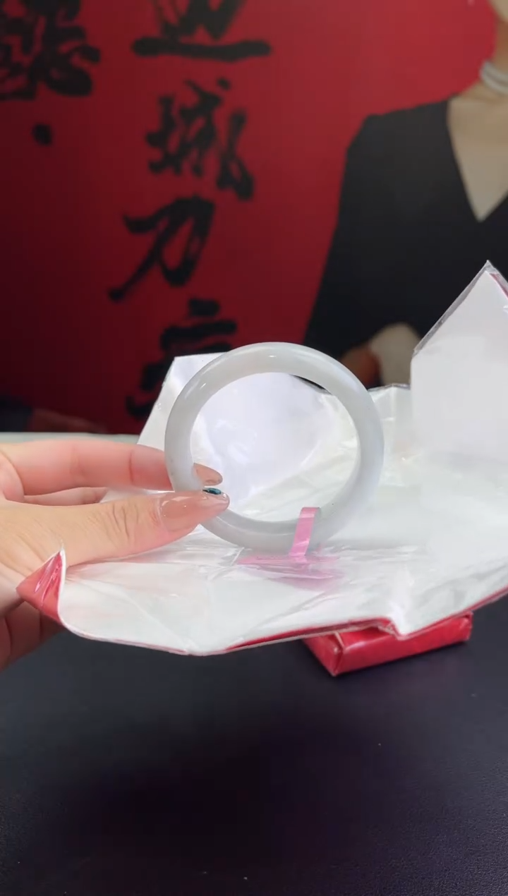 【闪购商品】翡翠未镶嵌手镯16翡翠手镯（微瑕）