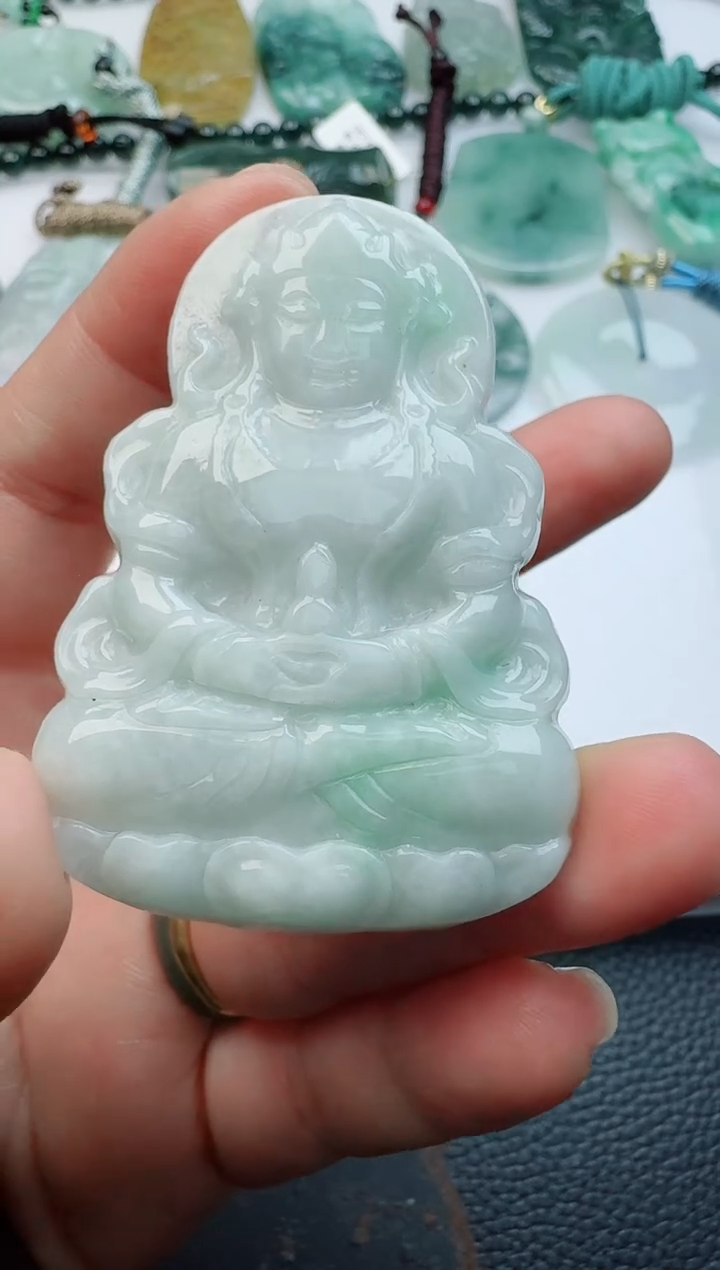 【闪购商品】翡翠吊坠(不含链)未镶嵌多样性随机发其一