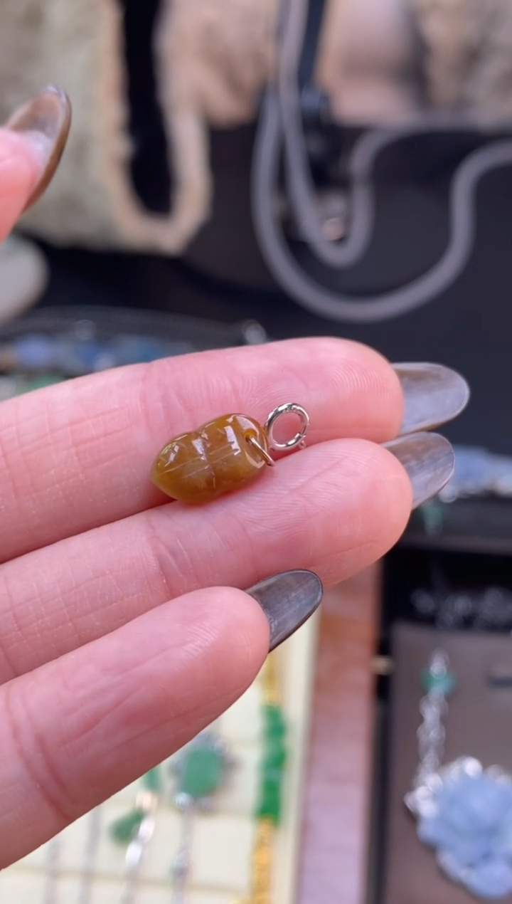 颈饰未镶嵌翡翠净货15359