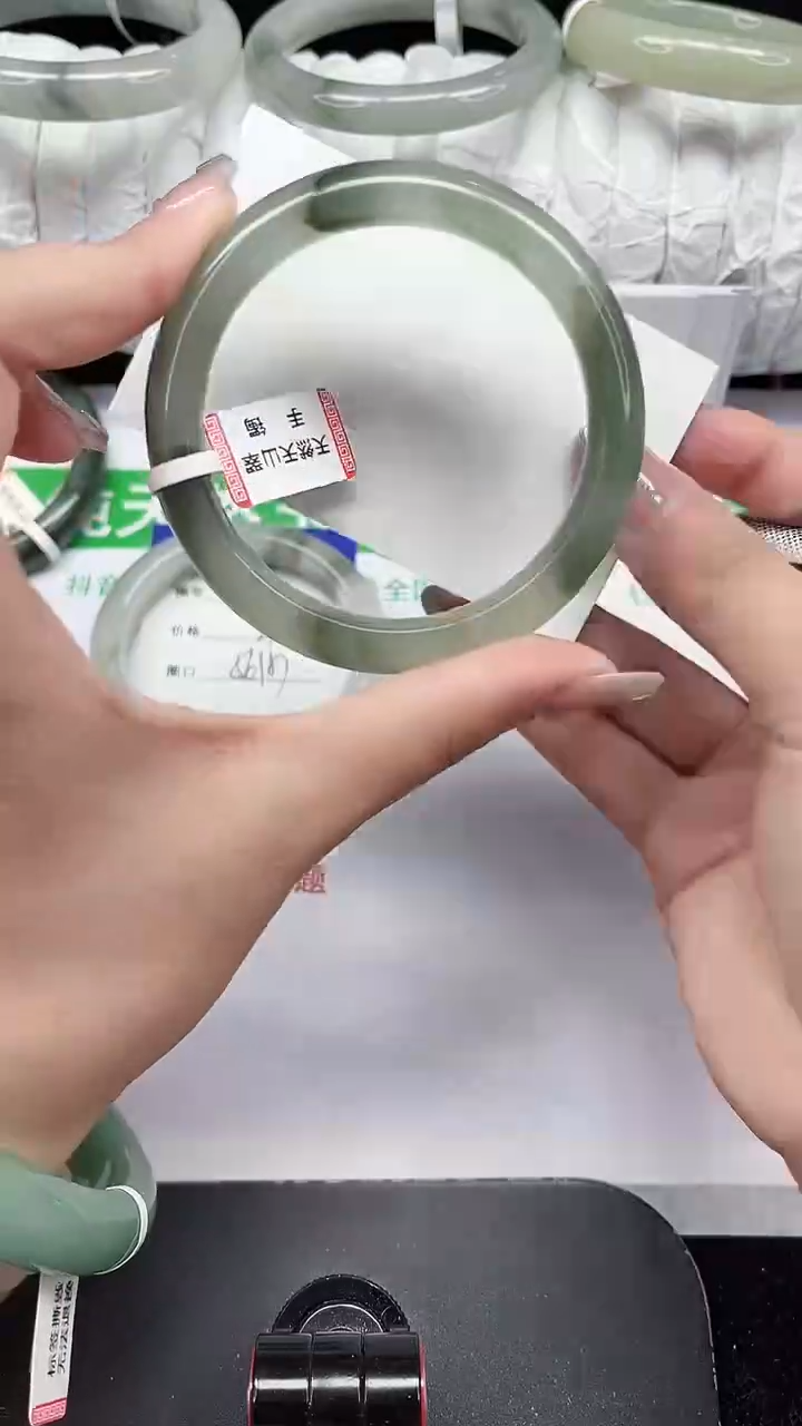 未镶嵌手镯石英质玉333-57/58