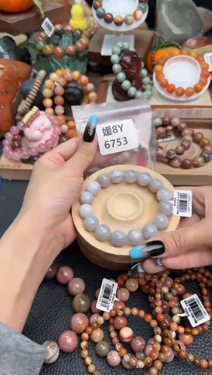 【闪购商品】石英质玉手链未镶嵌8Y6753