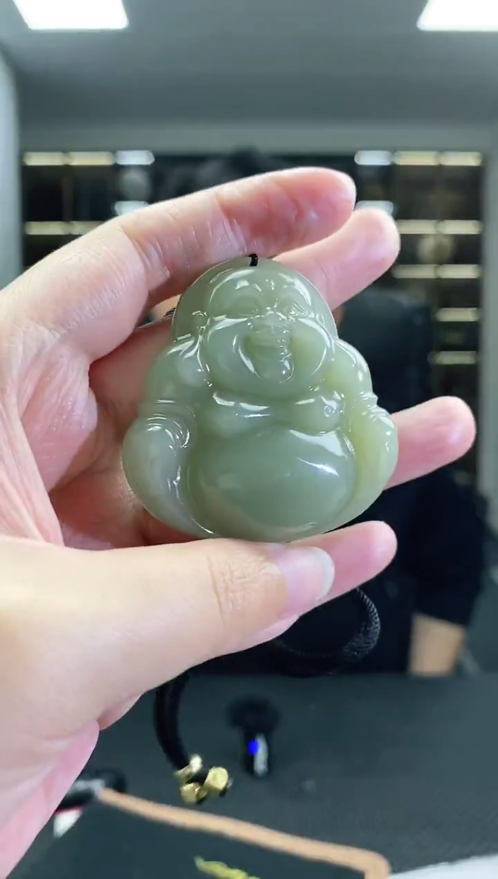 颈饰未镶嵌和田玉佛公吊坠