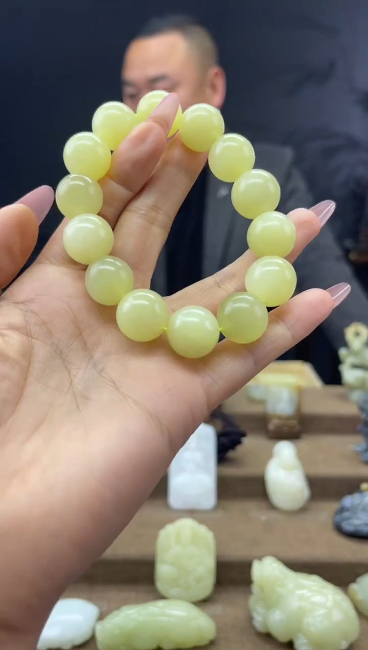 颈饰未镶嵌和田玉魏*明1