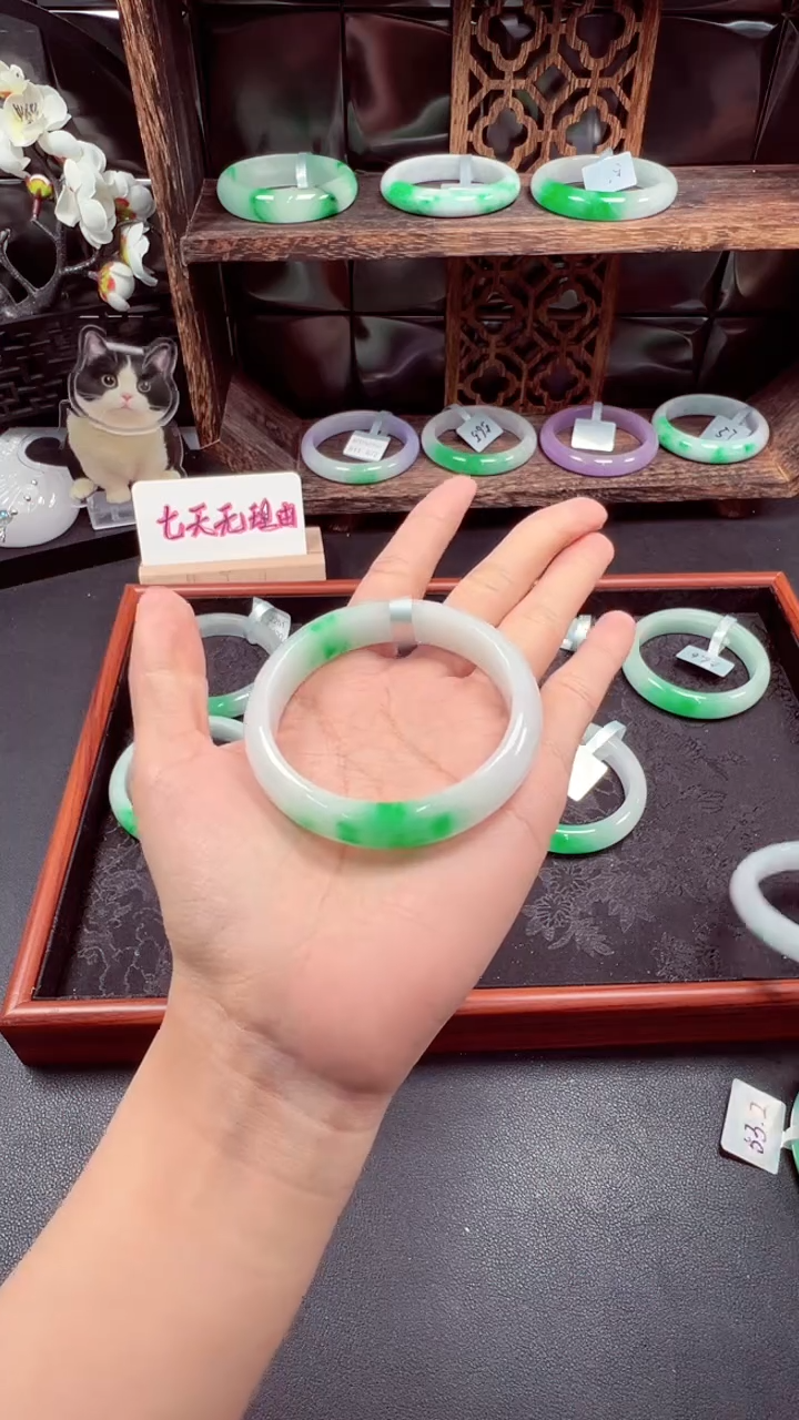 王*应闪购为准 一物一图