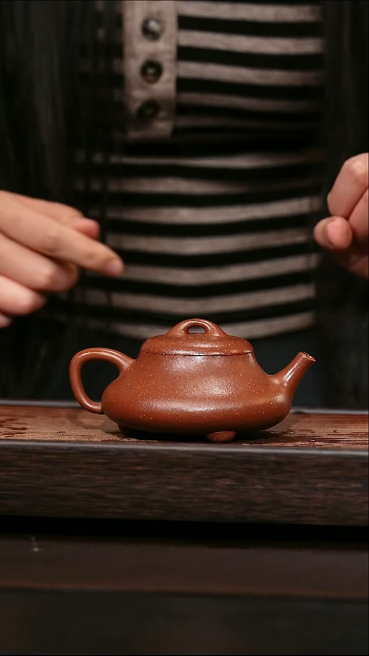 茶壶紫砂原矿紫砂壶  三足石瓢满沙砂   180cc  