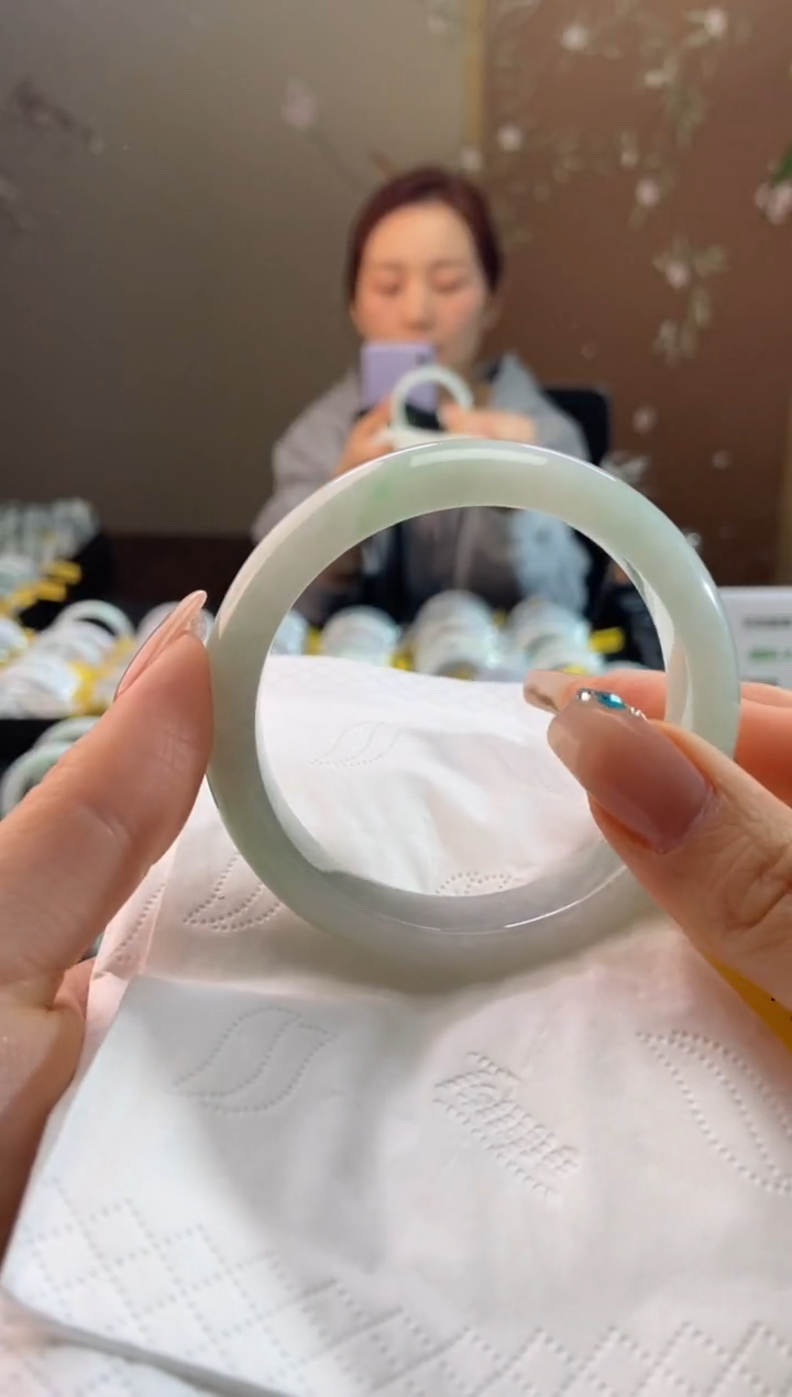 未镶嵌手镯翡翠L**y56.7圈口t