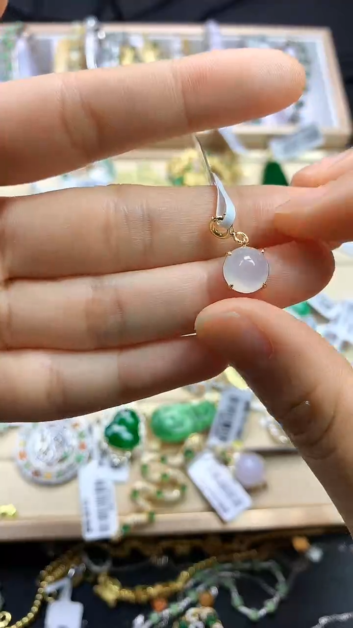 翡翠银S925镶嵌颈饰翡翠 银S925镶嵌 颈饰