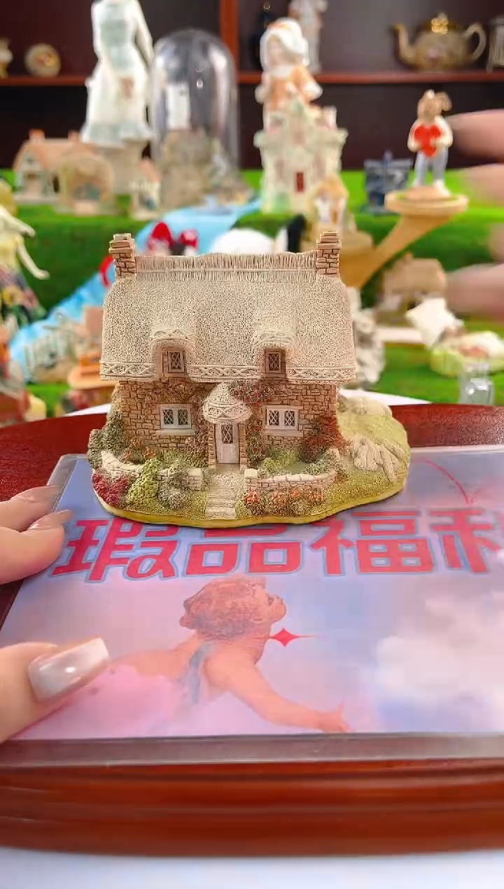 【闪购商品】紫砂茶宠中古小房子