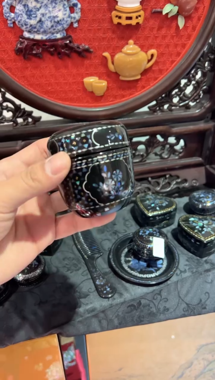 【闪购商品】微瑕老货弘贝雅螺钿漆器文化馆