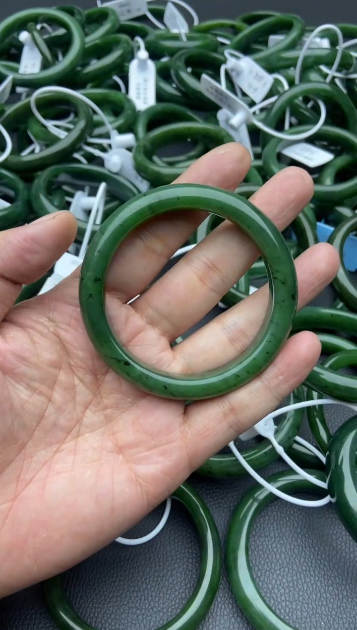 未镶嵌手镯和田玉（碧玉）19-59.4